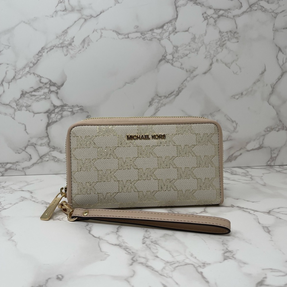 Michael Kors wallet